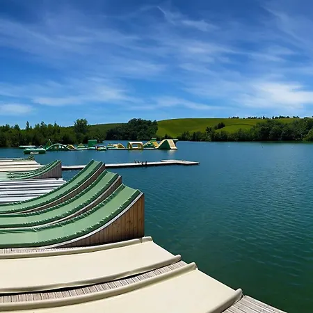 A * Nailloux